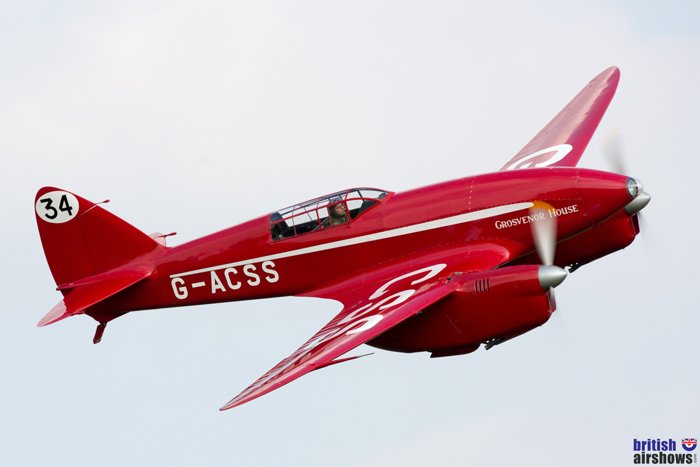 DH88 Comet flying to Holst’s ‘Mars’