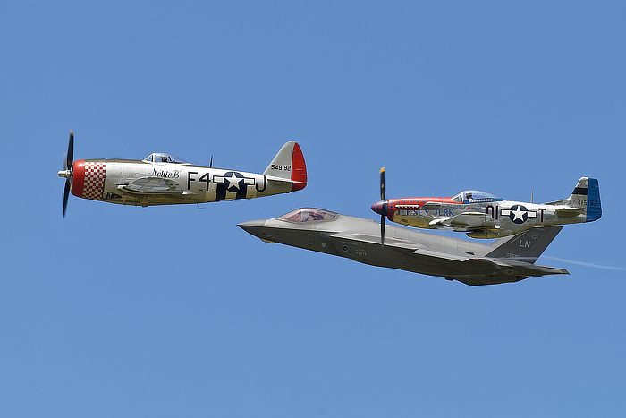 F-35A, P-47 'Nellie B' and P-51 'Jersey Jerk' 