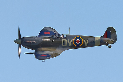 Spitfire EE602